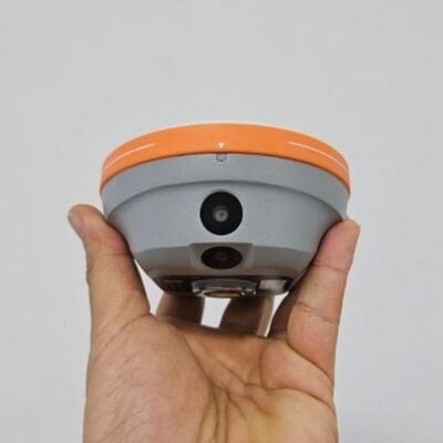 RTK GNSS Receiver with 1048 GNSS Channels Internal Radio 405-470 MHz UHF and Precision Static H: 3 mm + 0.1 ppm
