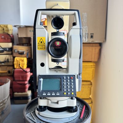 Teodolito digital electrónico de marca sur NT-023 ±1 minuto de arco Compensador de ajuste de precisión Teodolito digital electrónico esencial para construcción y topografía precisas